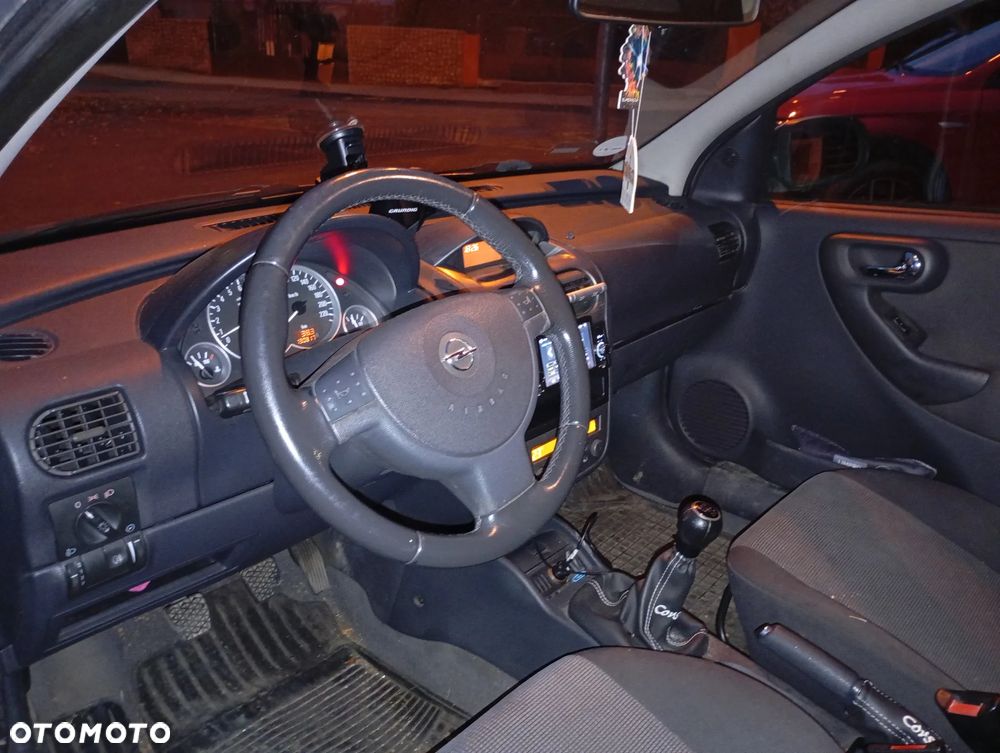 Opel Corsa - 6