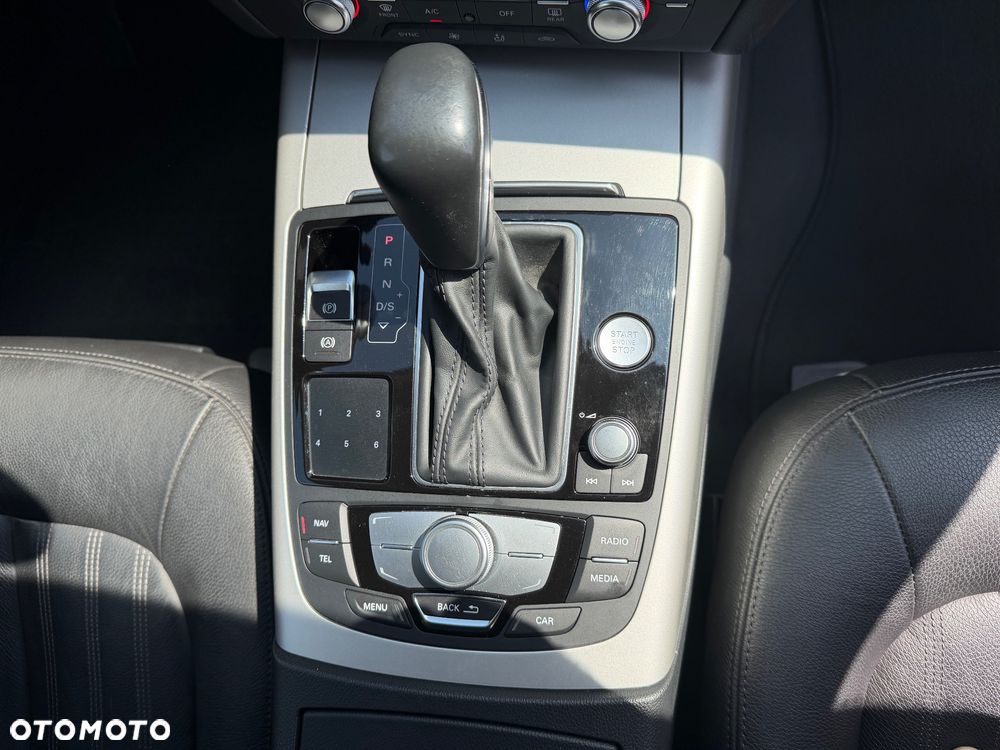 Audi A6 Avant 3.0 TDI Quattro S tronic - 12