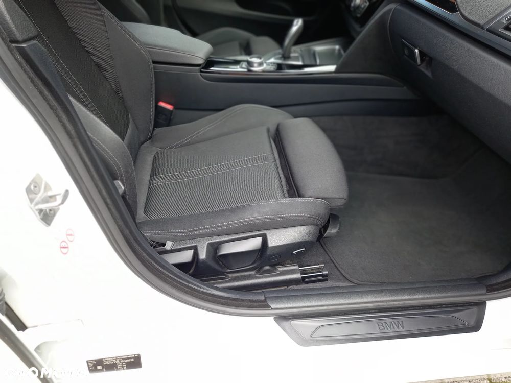 BMW Seria 4 420d Sport Line - 39