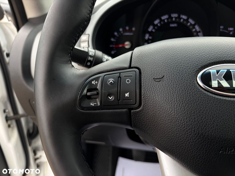 Kia Sportage 1.7 CRDI 2WD Vision - 11
