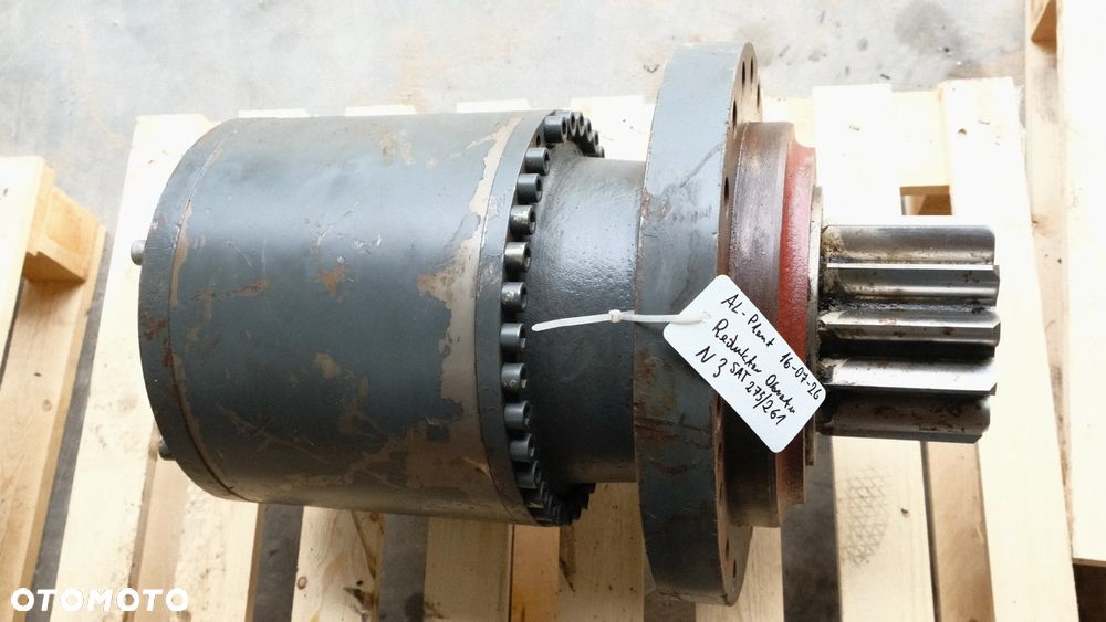 reduktor obrotu SAT 215/251 do koparki liebherr A314,A316 ,R313,R317 R 900,R902 - 1