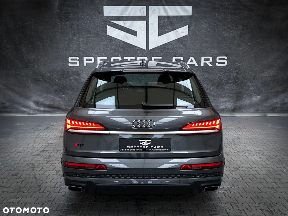 Audi Q7 - 6