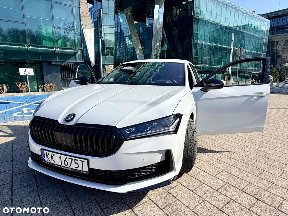 Skoda Superb 2.0 TDI SCR 4x4 Sportline DSG - 10
