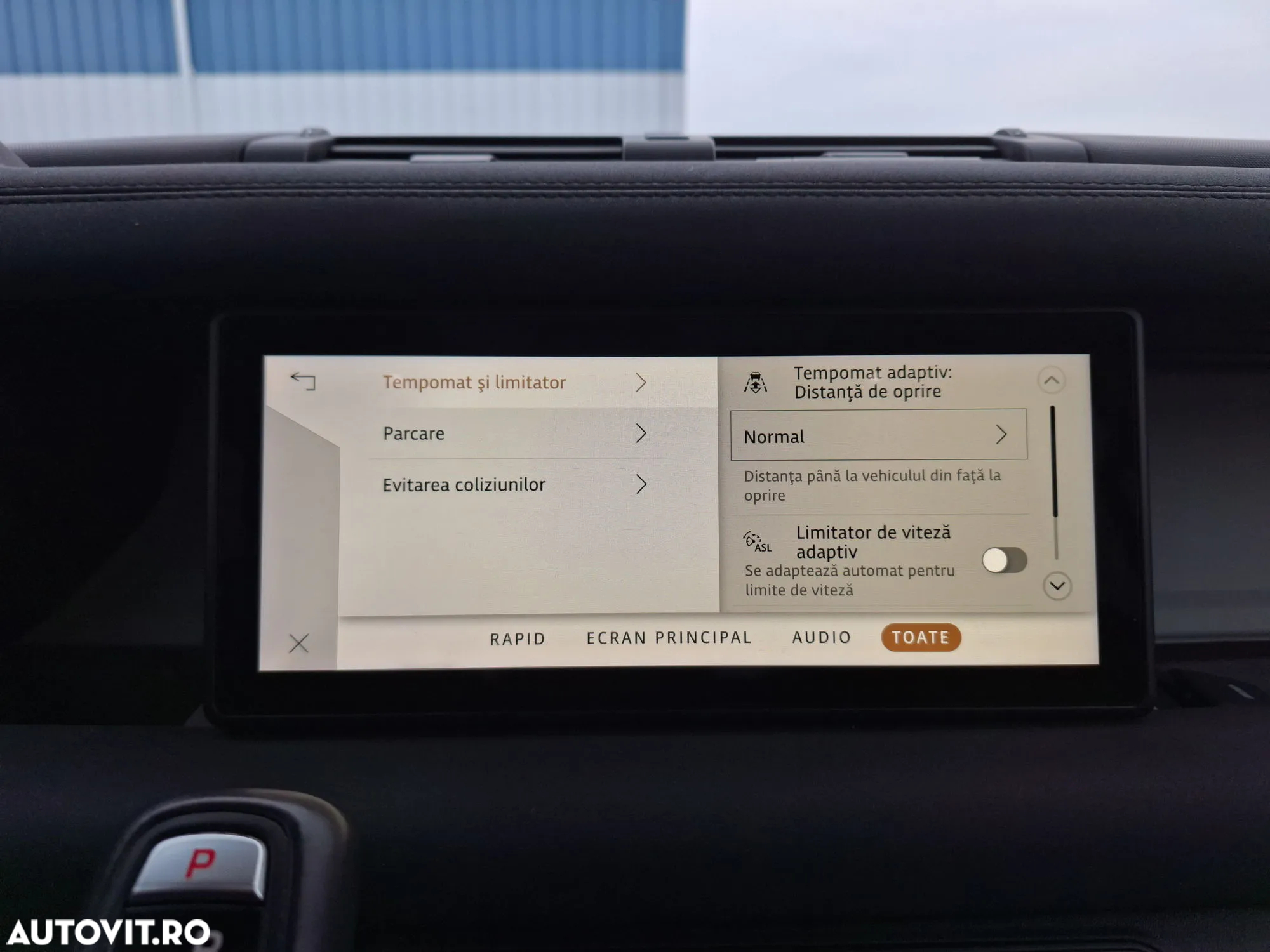 Land Rover Defender 110 2.0L D240 SE - 20