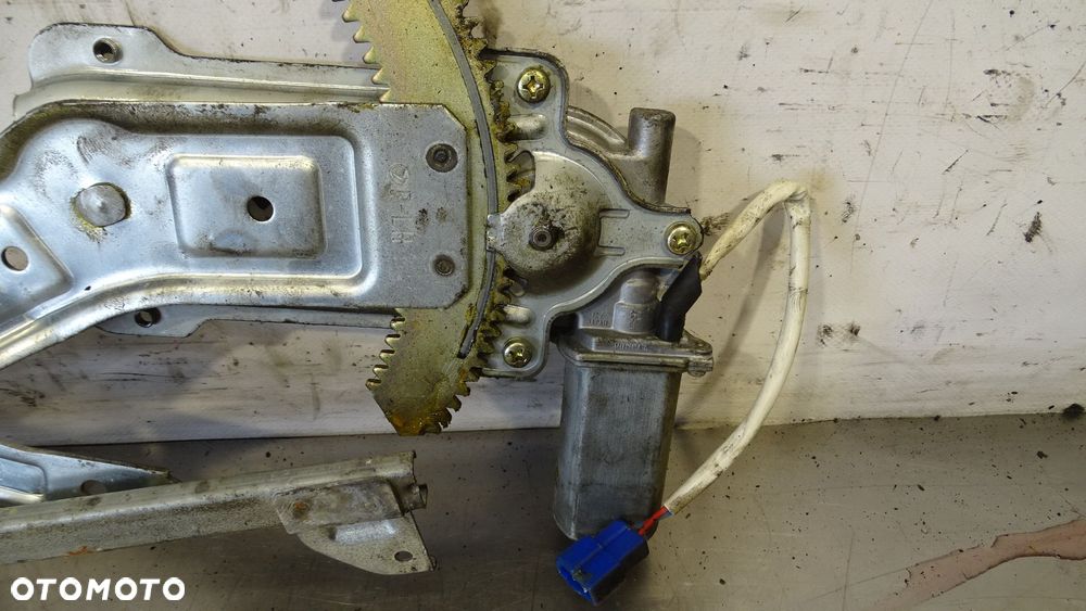 PODNOŚNIK SZYB LEWY TYŁ SUBARU FORESTER I 2.0 - 6