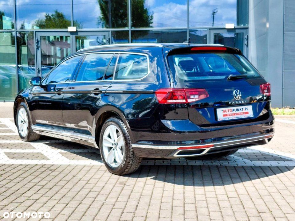 Volkswagen Passat - 3