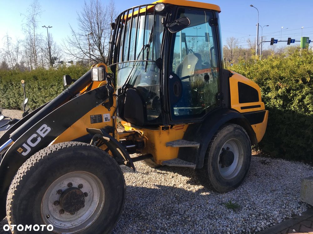 JCB 409T - 6