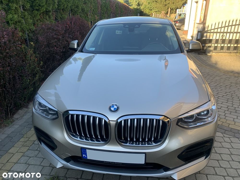 BMW X4 xDrive20i Advantage sport - 3
