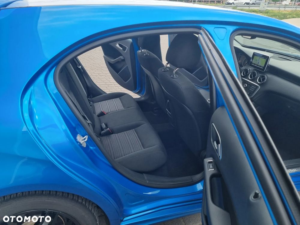 Mercedes-Benz Klasa A 200 (BlueEFFICIENCY) Style - 8