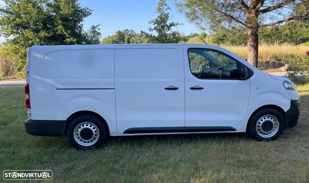 Fiat e-Scudo L3 (75-kWh) - 4