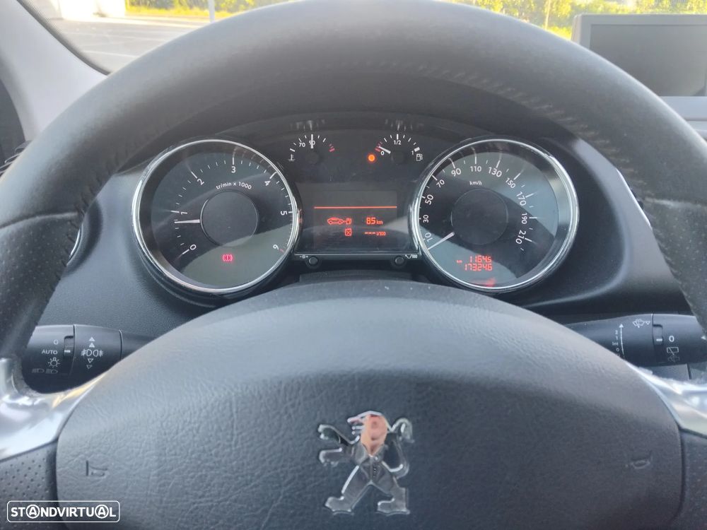 Peugeot 3008 - 13