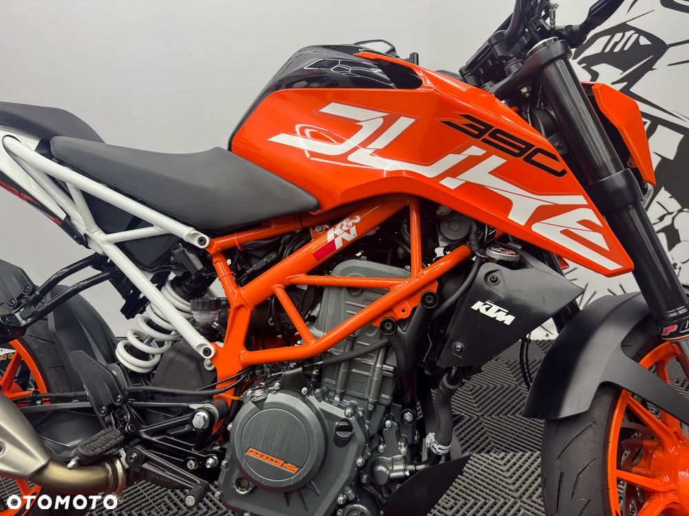 KTM Duke - 32