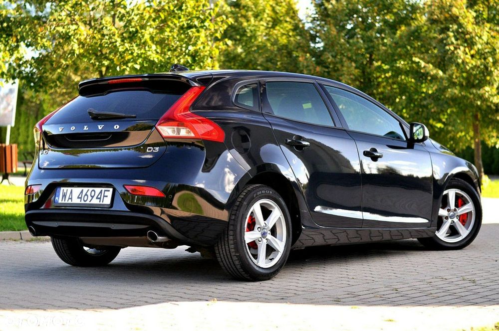 Volvo V40 D3 Kinetic - 4