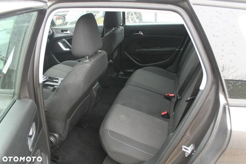 Peugeot 308 - 10