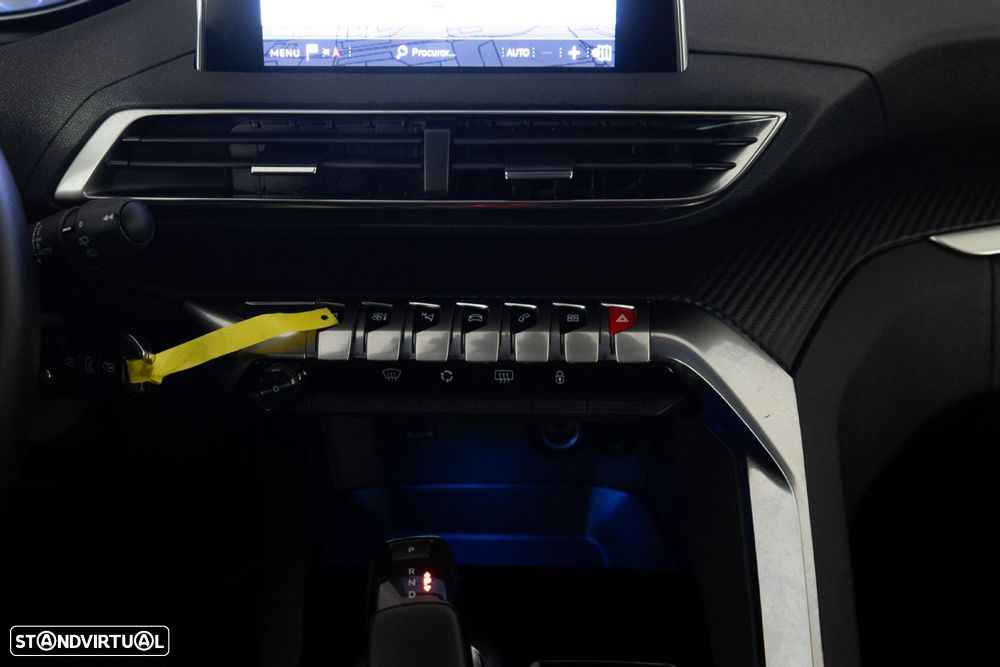 Peugeot 5008 1.2 PureTech Allure EAT6 - 27
