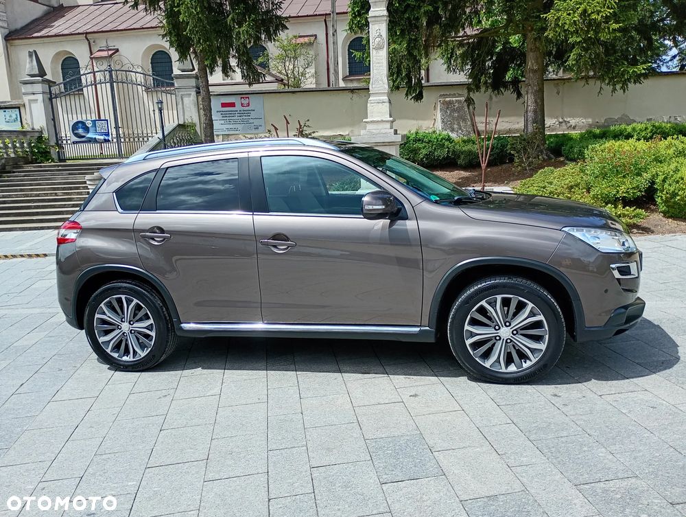 Peugeot 4008 - 18