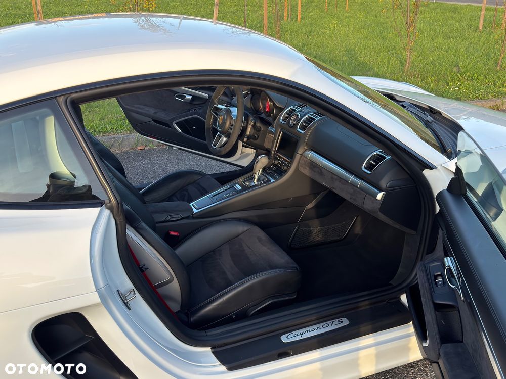 Porsche Cayman - 11