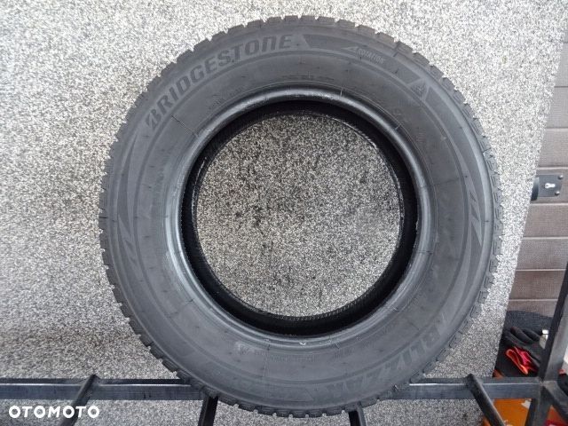 215/65/R16 98H BRIDGESTONE BLIZZAK LM-80 EVO - 5