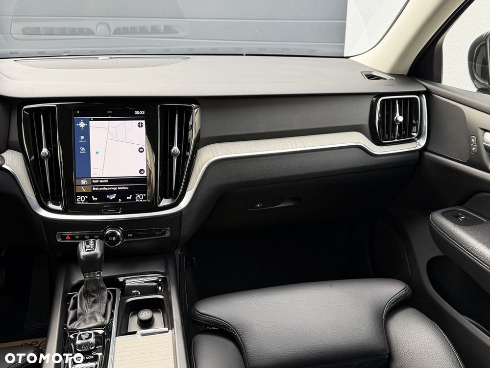 Volvo V60 D4 Inscription - 9