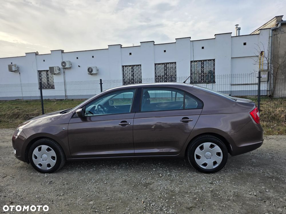 Skoda RAPID 1.2 TSI Ambition - 12