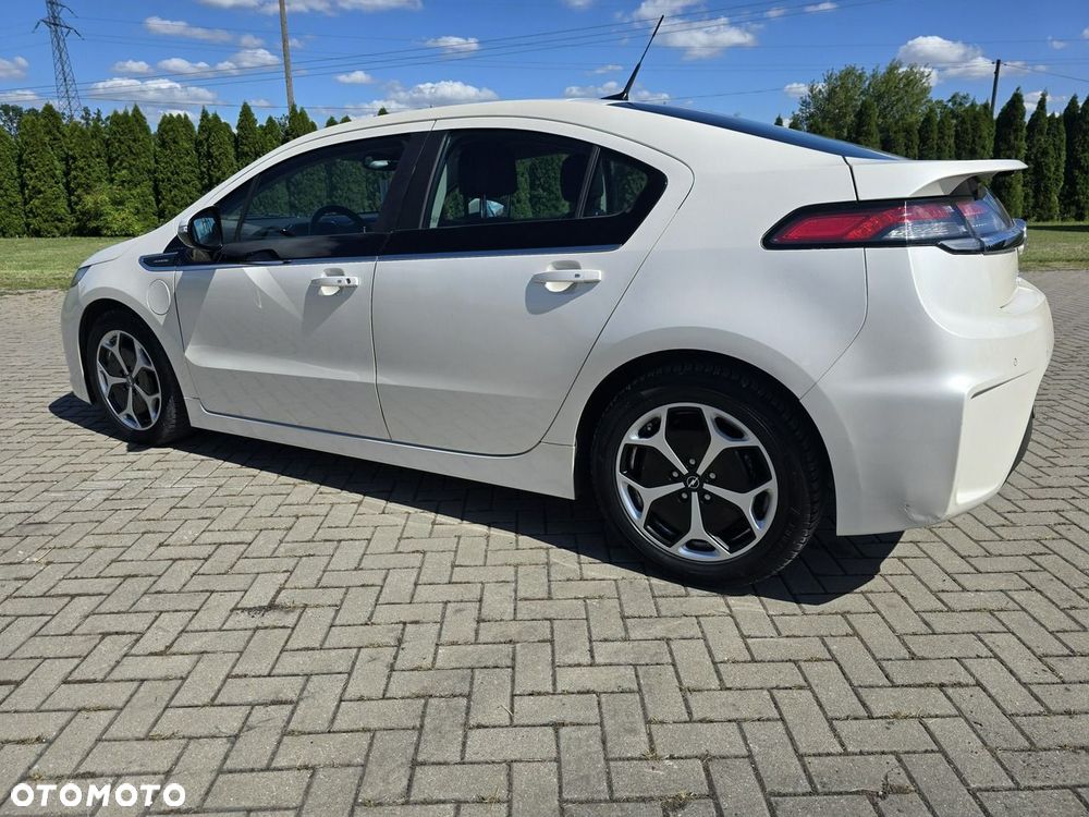 Opel Ampera - 13