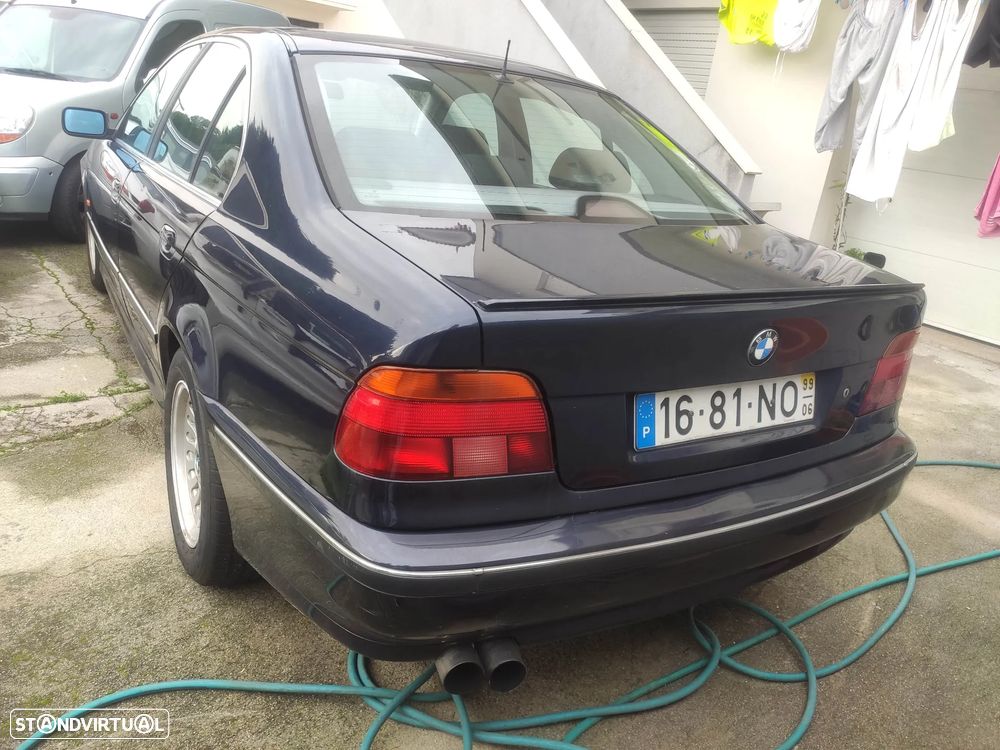 BMW 525 tds A - 20