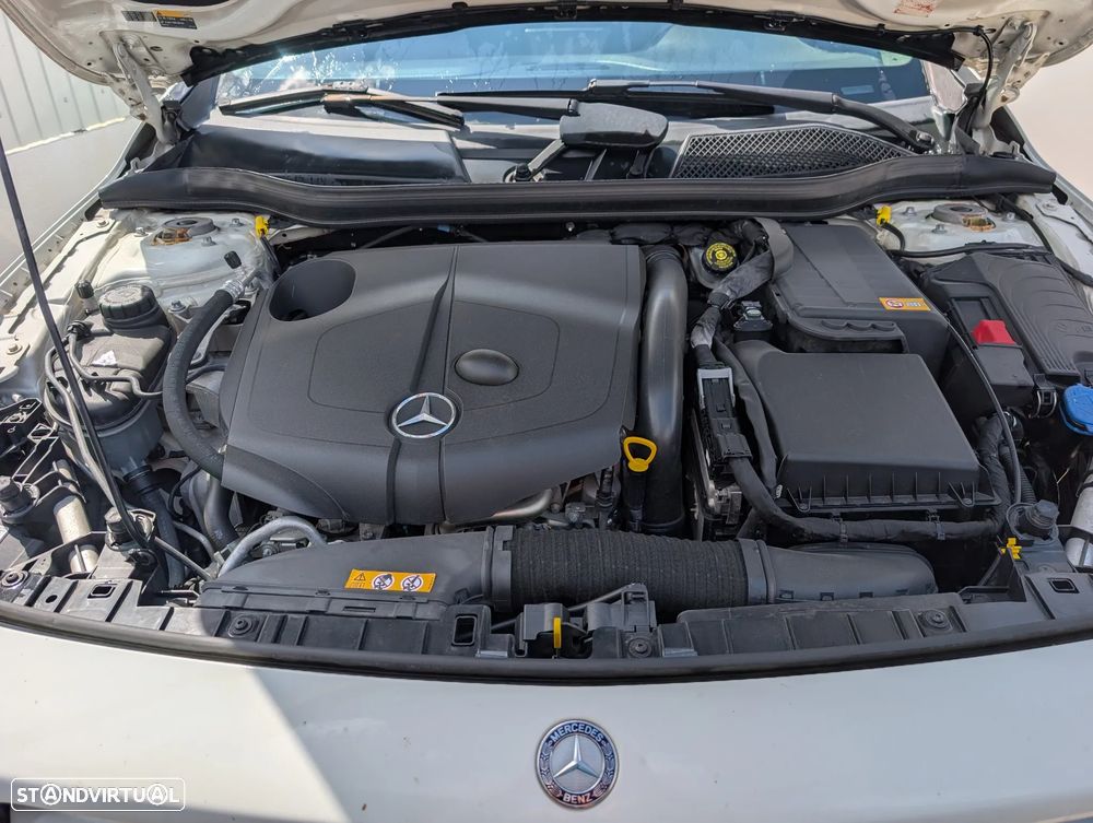Mercedes-Benz GLA 200 (CDI) d Urban - 14