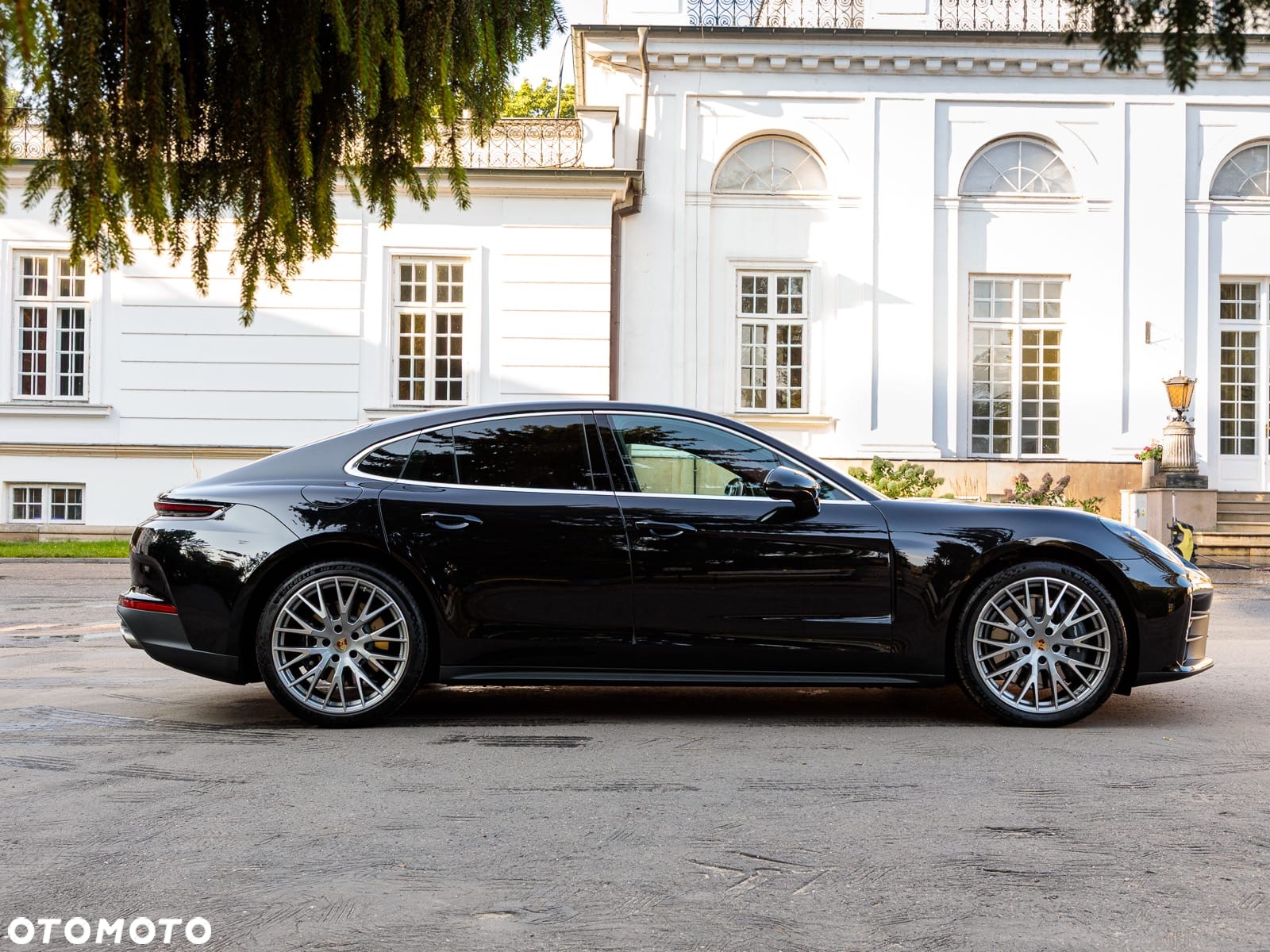 Porsche Panamera 4 E-Hybrid PHEV Executive - 3