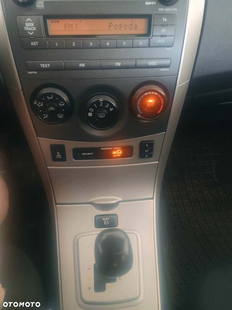 Toyota Corolla 1.4 D-4D Premium MM - 7