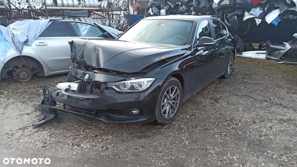 BMW F30 16- lift 2.0D silnik   B47D20  drzwi lusterko klapa zderzak maska lakier Schwarz 2 668