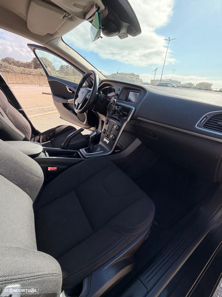 Volvo V40 2.0 D2 Kinetic - 16