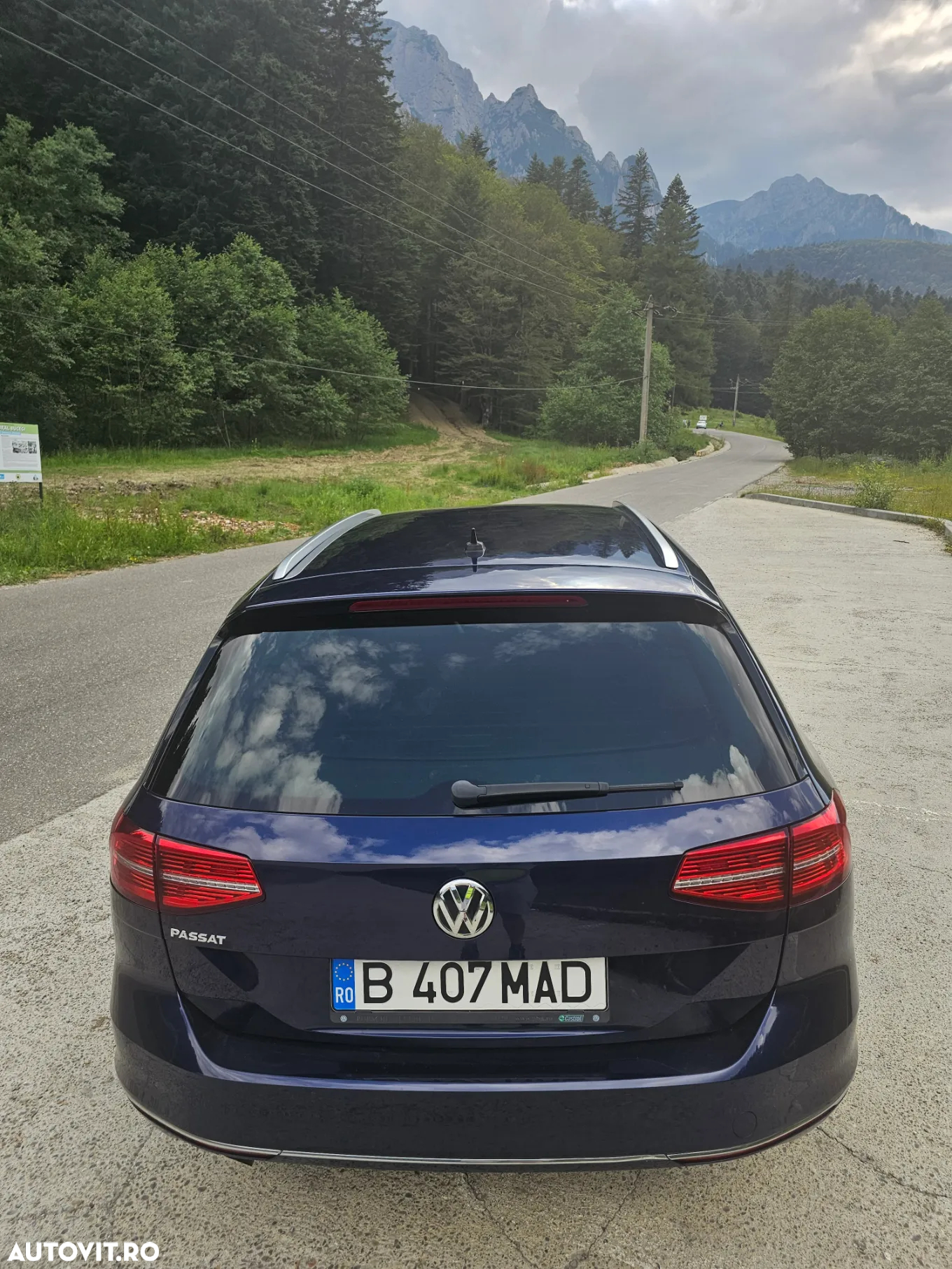 Volkswagen Passat Variant 2.0 TDI DSG 4Motion Highline - 3