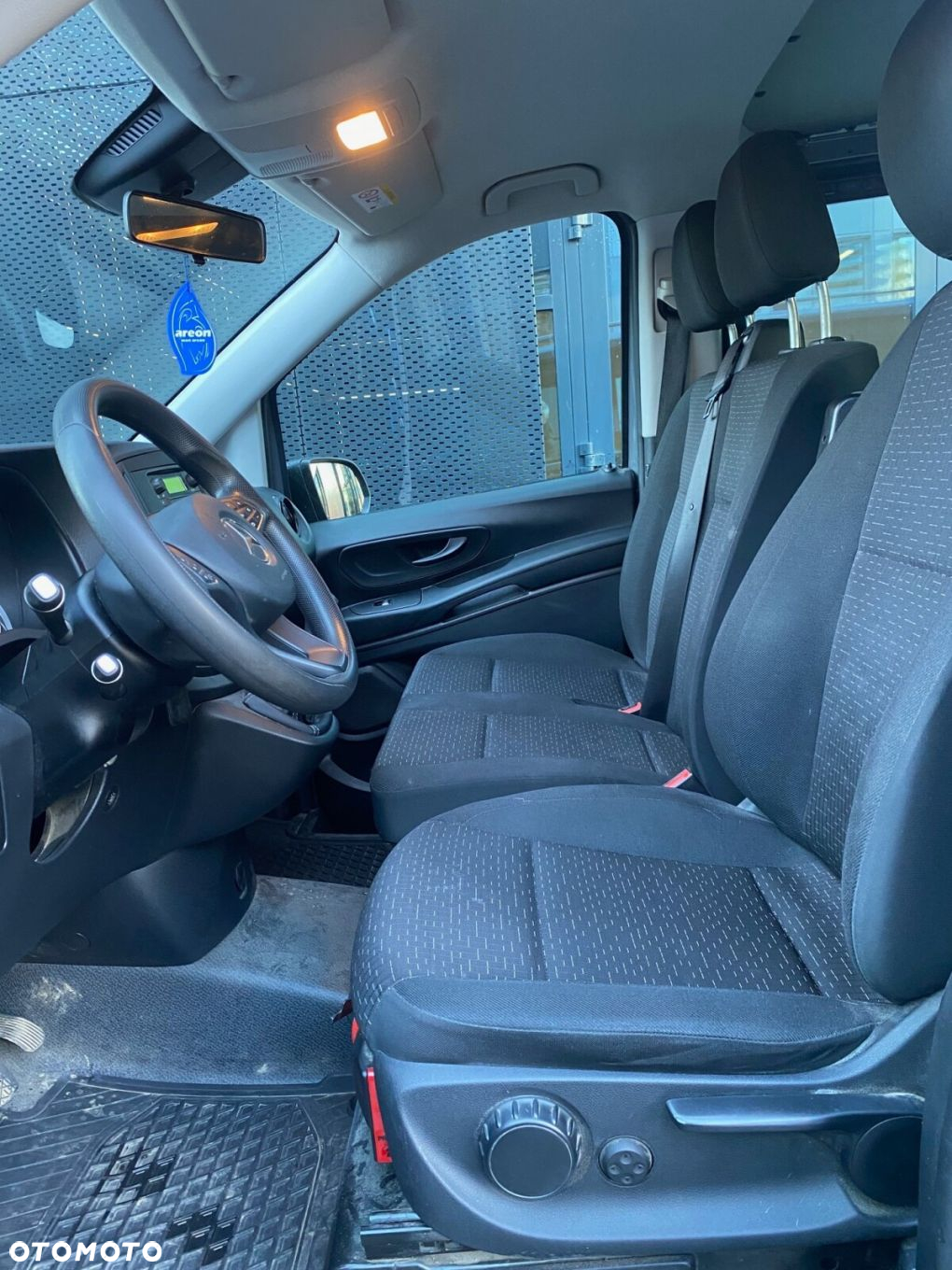 Mercedes-Benz Vito - 9