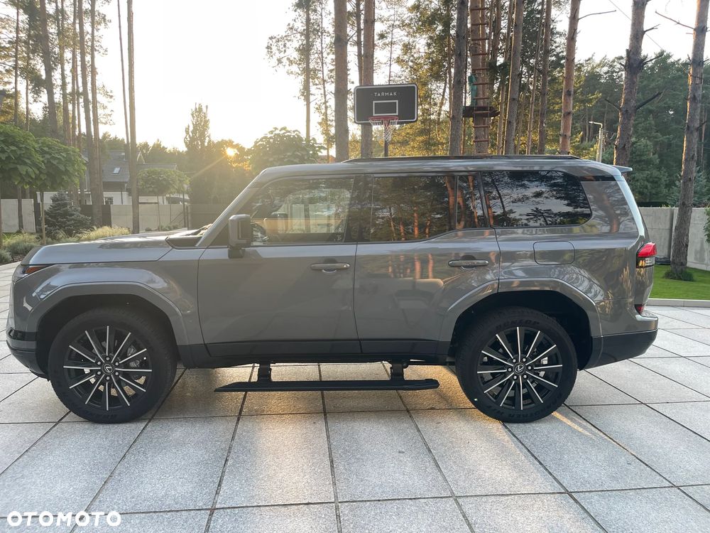 Lexus GX - 7