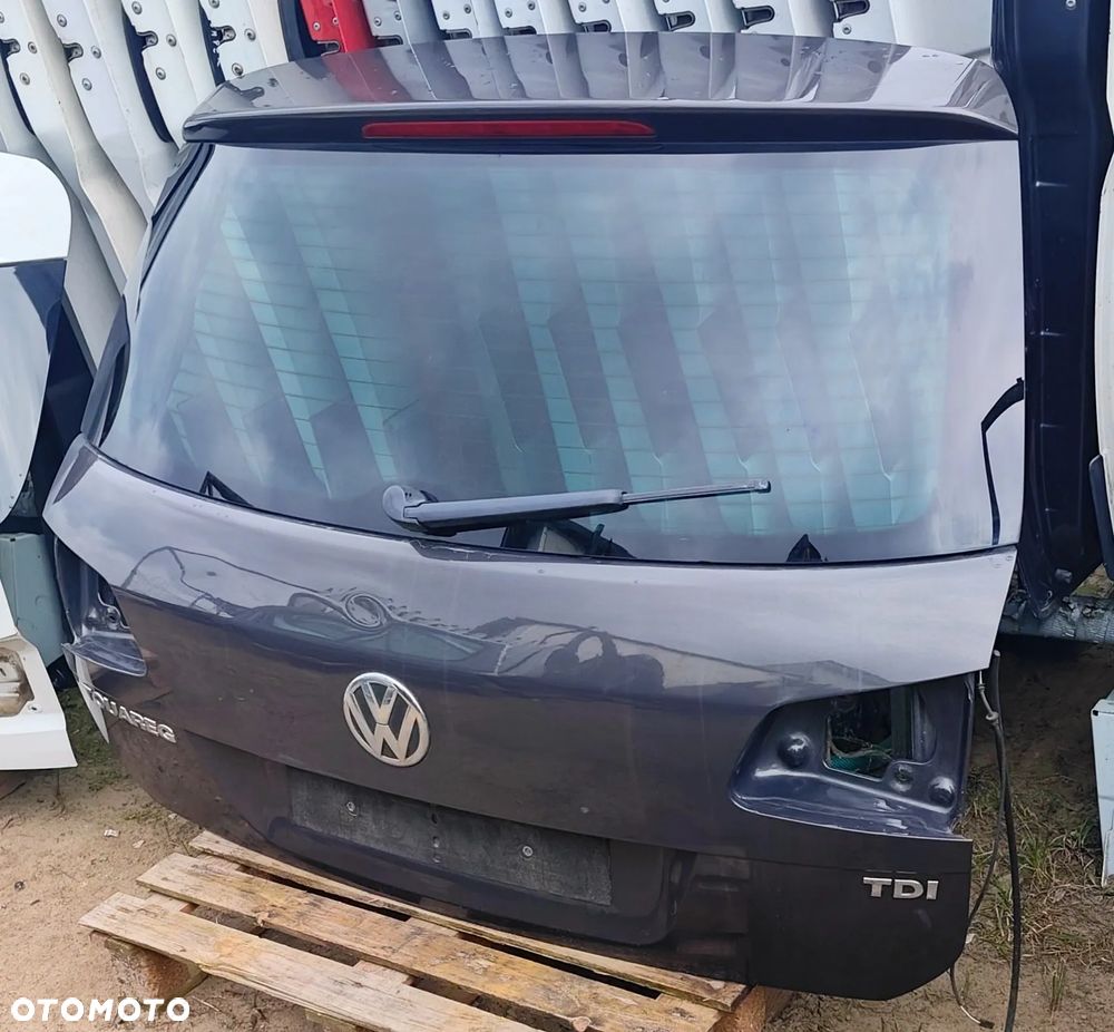 Klapa Bagażnika Z Kamerą Cofania Volkswagen Touareg 2 II 7P - 1