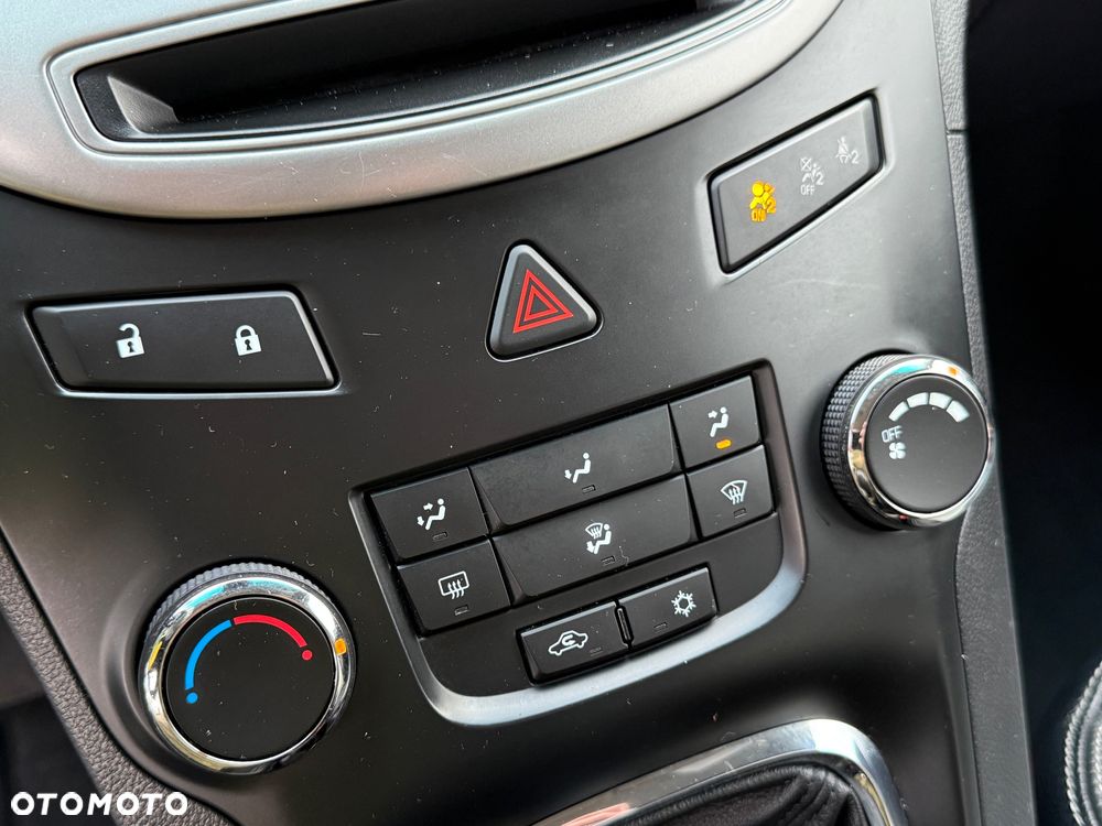 Chevrolet Orlando - 39