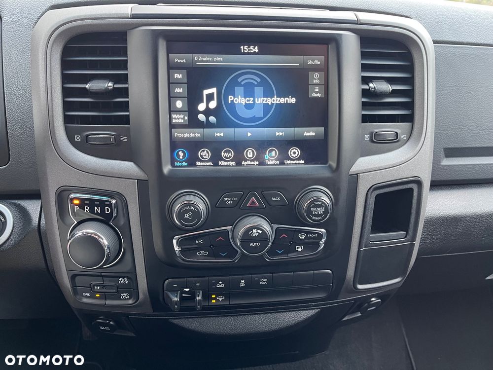 RAM 1500 - 12