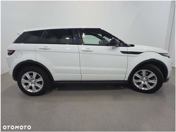 Land Rover Range Rover Evoque D150 R-Dynamic SE - 6