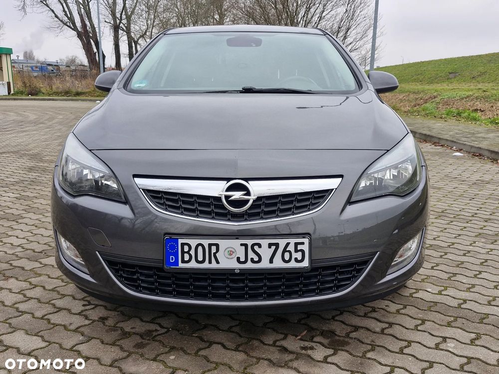 Opel Astra 1.4 T Cosmo - 13