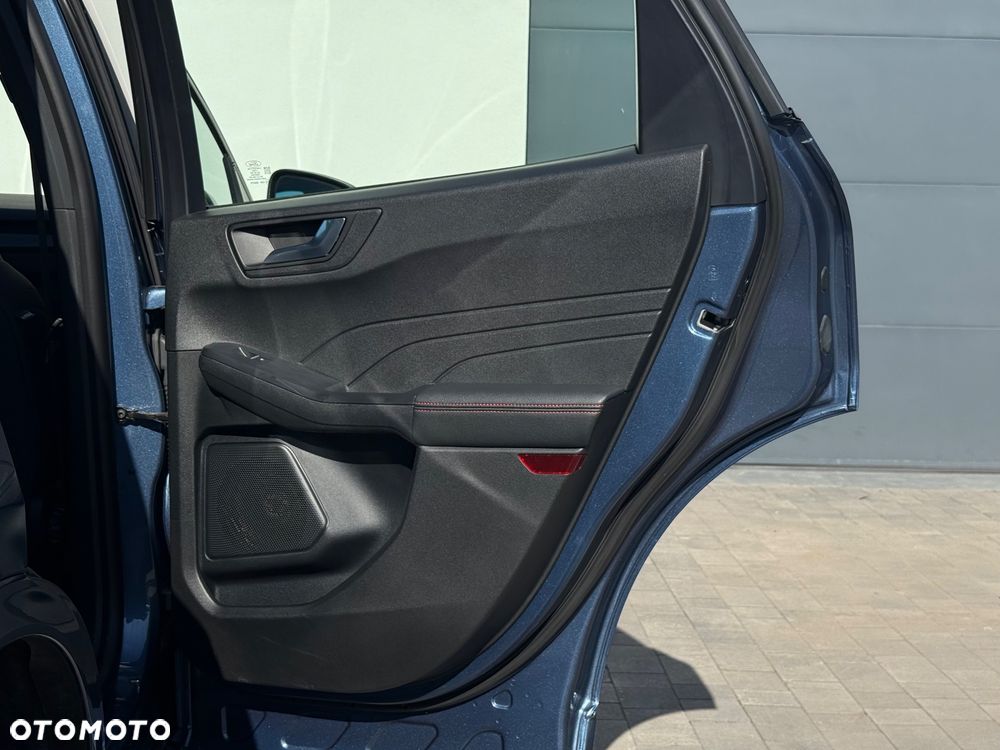 Ford Kuga 2.5 FHEV FWD ST-Line - 33