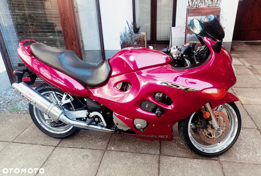 Suzuki GSX - 1
