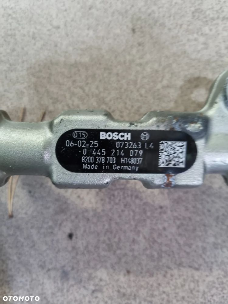 LISTWA WYTRYSKOWA TRAFIC VIVARO  MASTER MOVANO 2.5 DCI 01-14r. - 2