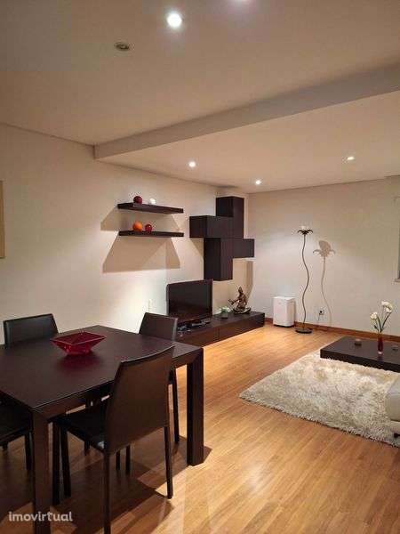 Vendo apartamento T1 na Urbanização Vila Chã / Amadora - Grande imagem: 2/12