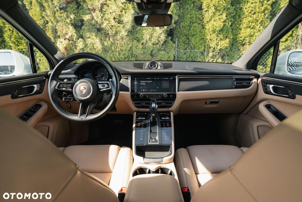 Porsche Macan Standard - 10