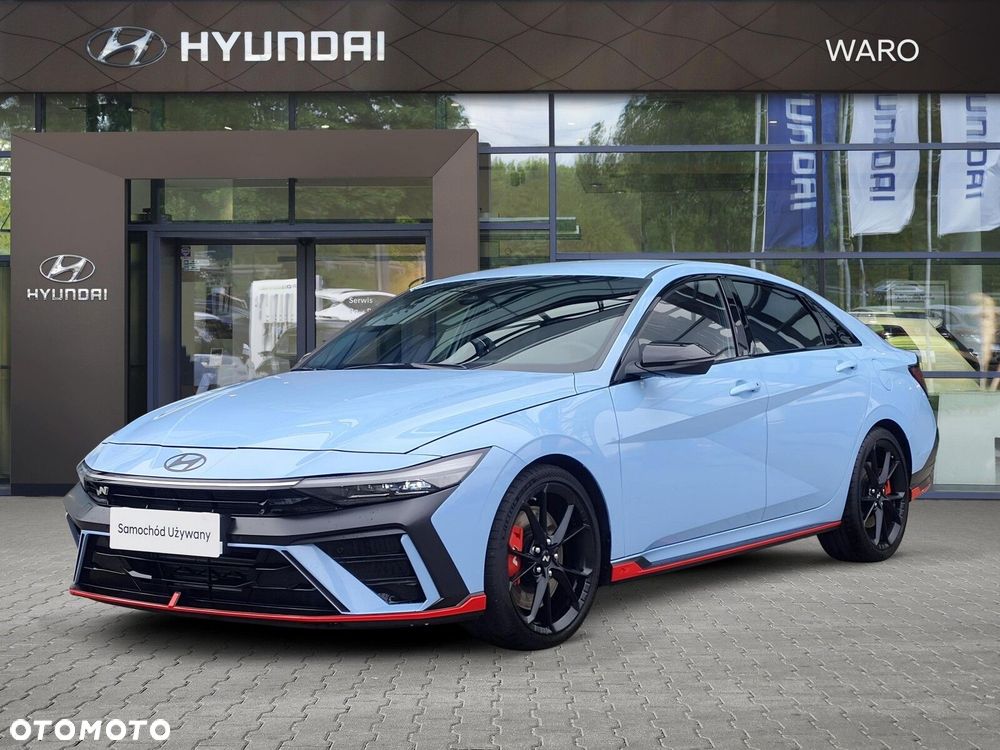 Hyundai Elantra - 2