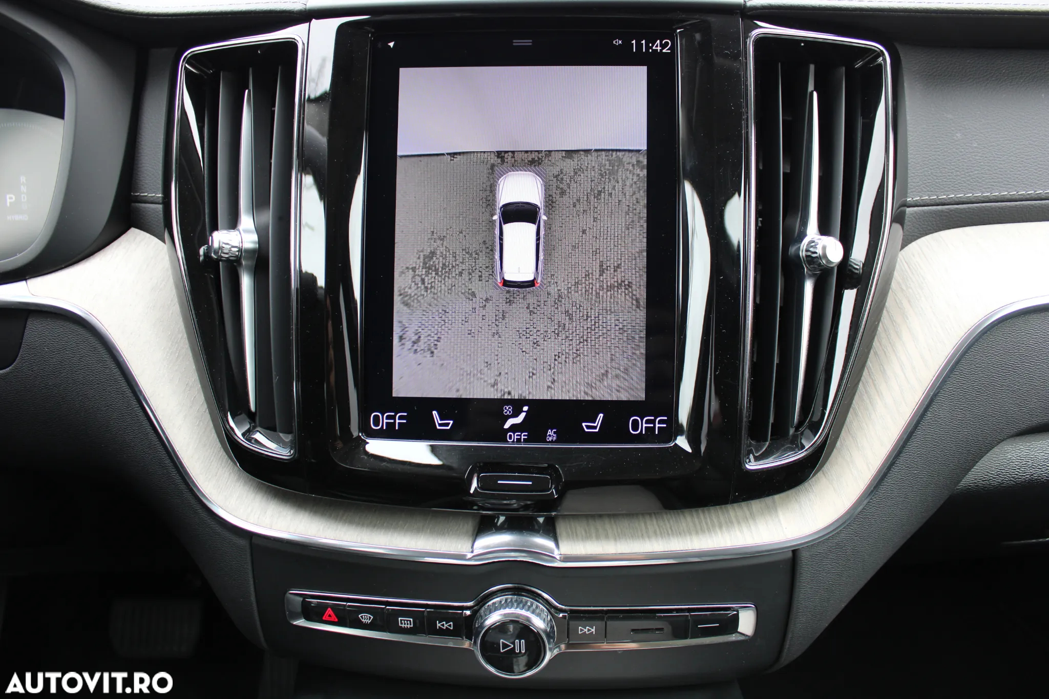 Volvo XC 60 T8 Twin Engine AWD Inscription - 19