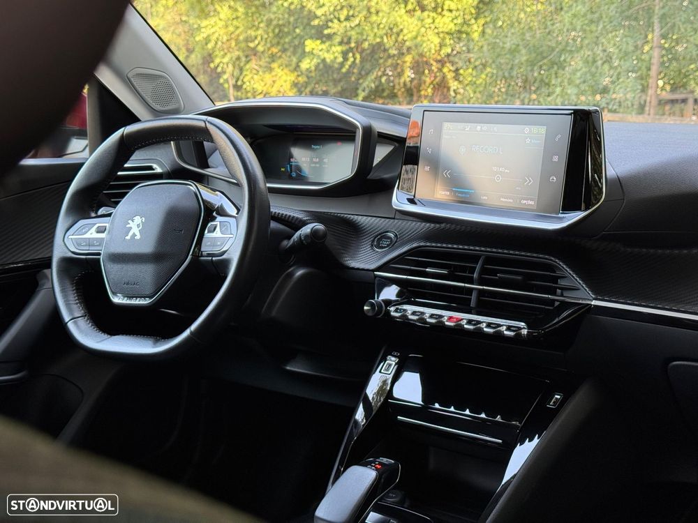 Peugeot e-2008 50 kWh Allure - 21