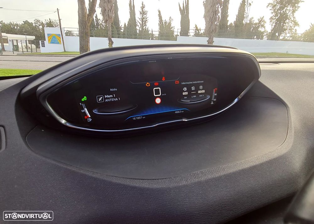 Peugeot 5008 1.5 BlueHDi GT Line Baixo Consumo - 7