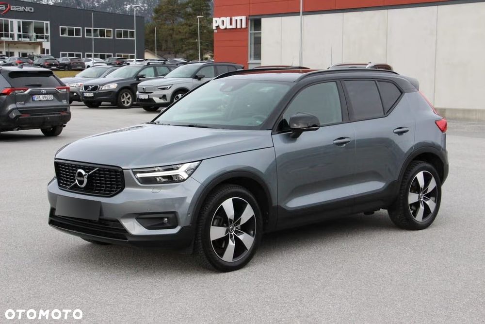 Volvo XC 40 D4 AWD Geartronic R-Design - 1