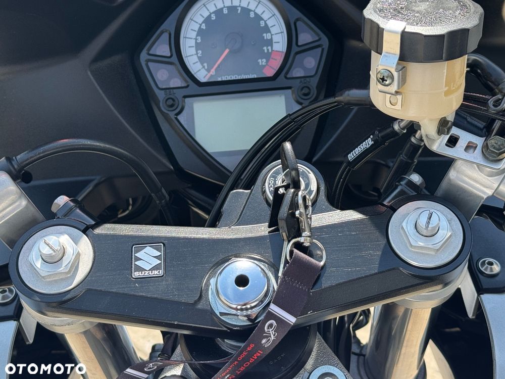 Suzuki SV - 35